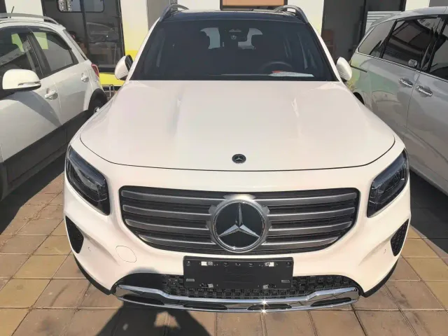 Mercedes-Benz GLB-Class — Фото автомобиля 3