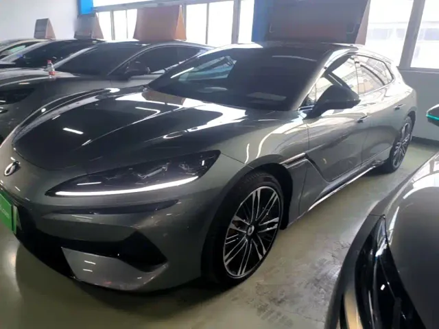 Фотография автомобиля — Denza Z9GT