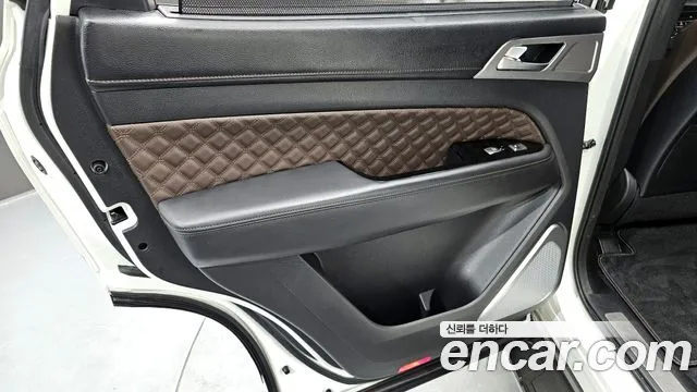 KG_Mobility_Ssangyong Rexton All Rexton Дизель 2.2 4WD — Фото автомобиля 25