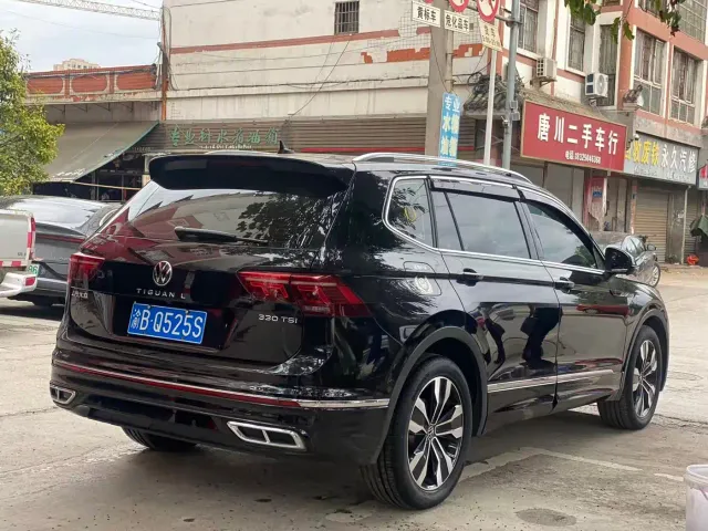 Volkswagen Tiguan L — Фото автомобиля 4