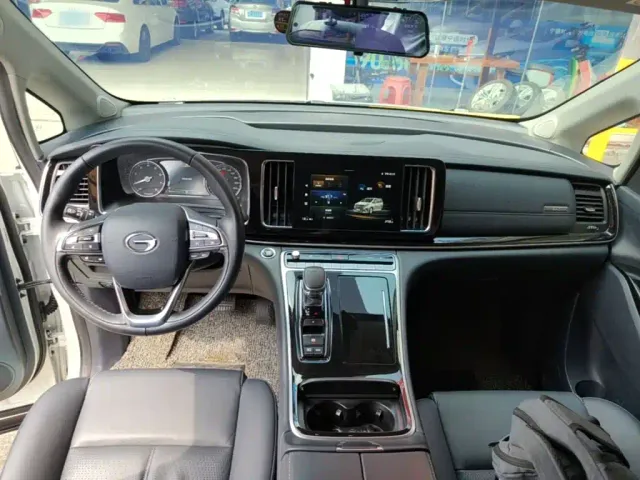 GAC Trumpchi M8 — Фото автомобиля 9