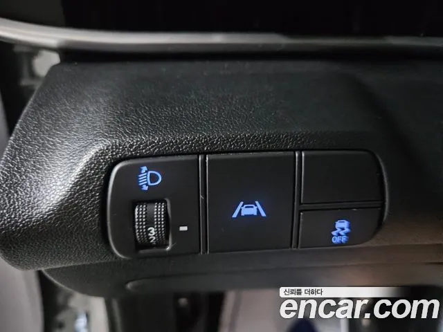 Hyundai AVANTE Avante (CN7) — Фото автомобиля 15