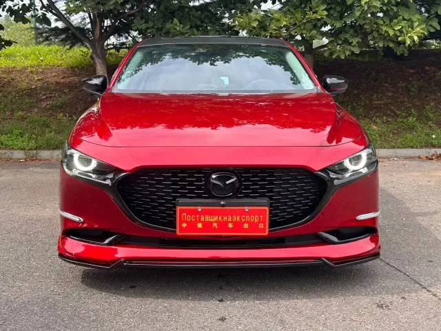 Mazda Axela — Фото автомобиля 2
