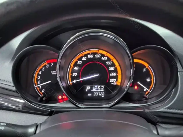 Toyota YARiS L Zhi Xuan — Фото автомобиля 11