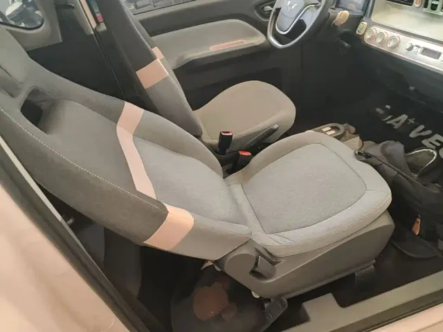 Wuling Hongguang Mini EV — Фото автомобиля 24