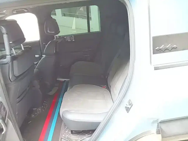 BYD FangChengBao Leopard 5 — Фото автомобиля 16