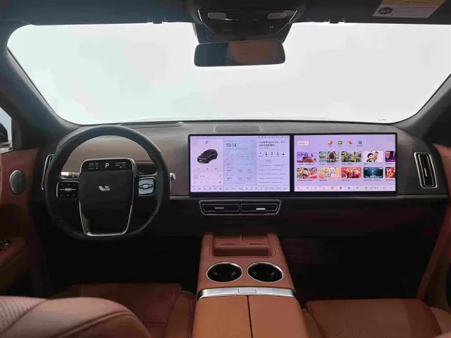 Li Auto L8 — Фото автомобиля 7