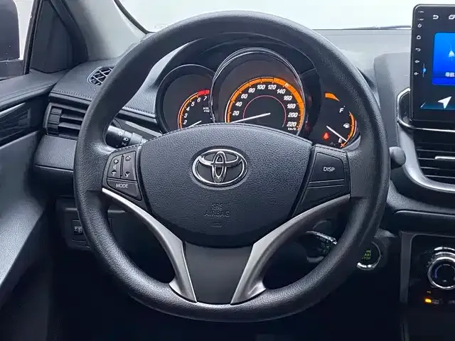 Toyota YARiS L Zhi Xuan — Фото автомобиля 11
