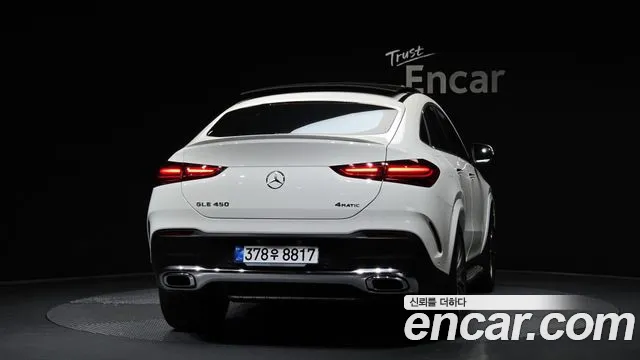Mercedes-Benz GLE-Class — Фото автомобиля 4