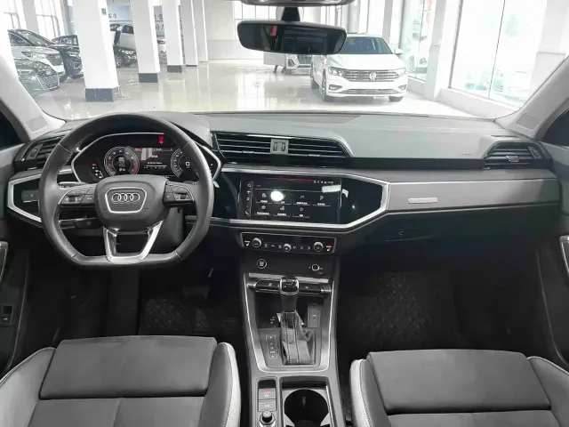 Audi Q3 — Фото автомобиля 9