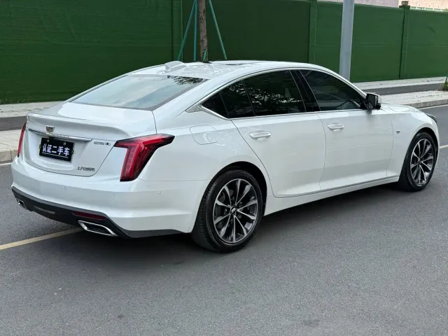 Cadillac CT5 — Фото автомобиля 11