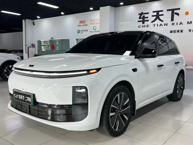 Фотография автомобиля — Li Auto L6