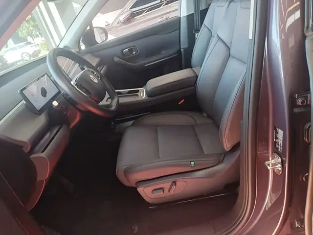 Leapmotor C10 — Фото автомобиля 14