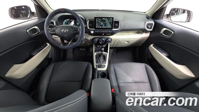 Hyundai Venue — Фото автомобиля 7