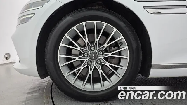 Genesis G80 RG3 — Фото автомобиля 5