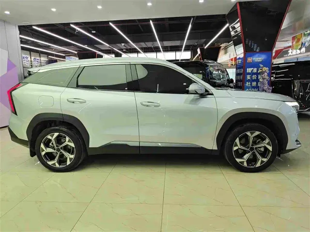 Geely Boyue L — Фото автомобиля 15