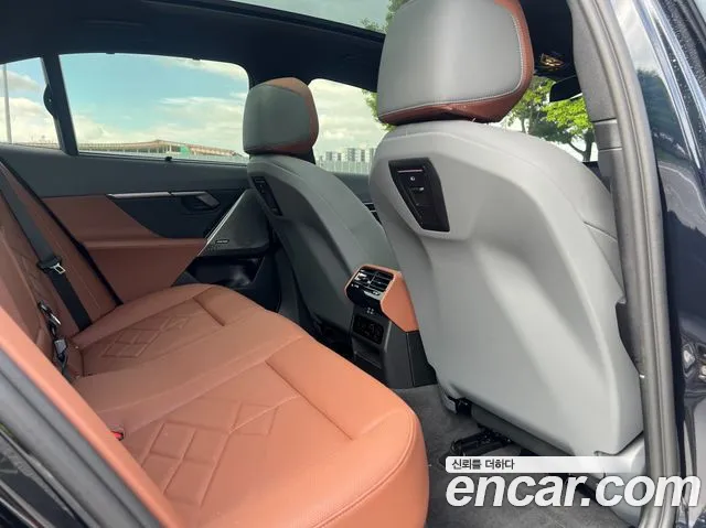 BMW 5-Series 5 серия (G60) 530i xDrive M Sport — Фото автомобиля 11