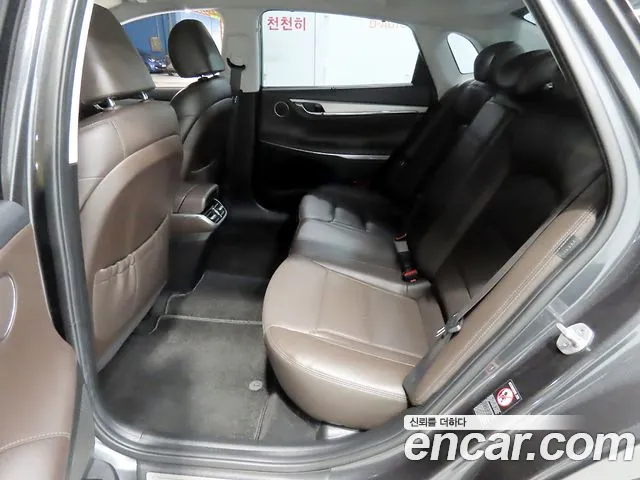 Hyundai Grandeur New — Фото автомобиля 11