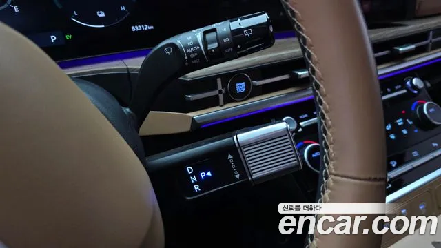 Hyundai Santa Fe MX5 — Фото автомобиля 8
