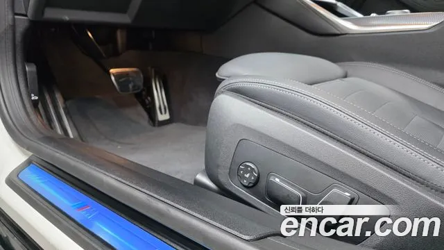BMW 4-Series 4 серия (G22) 420i M Sport Pro Gran Coupe — Фото автомобиля 30