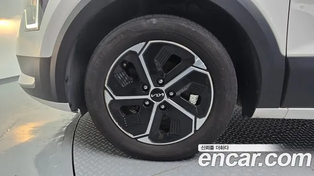 Kia Niro The All New Niro — Фото автомобиля 5