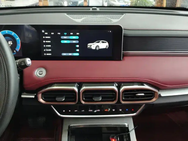 Jetour X70 Plus — Фото автомобиля 13