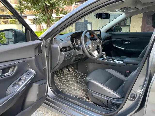 Nissan Sylphy — Фото автомобиля 3