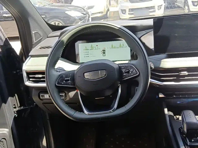 Geely Haoyue L — Фото автомобиля 2