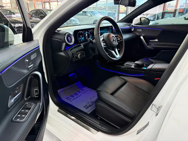 Mercedes-Benz A-Class — Фото автомобиля 4