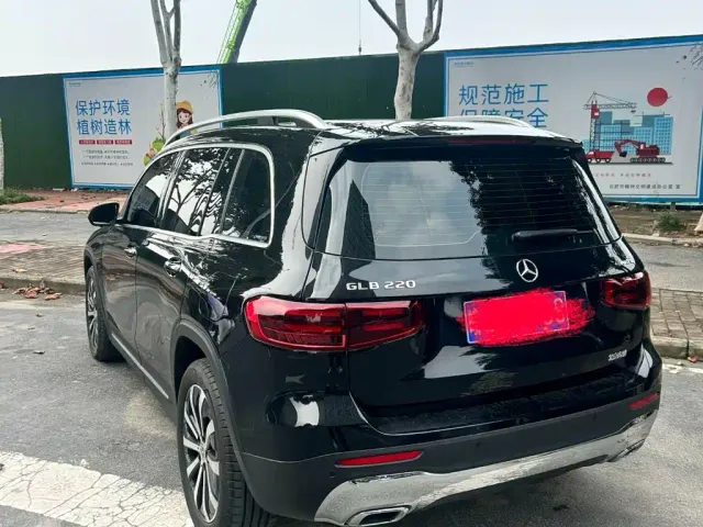 Mercedes-Benz GLB-Class — Фото автомобиля 4