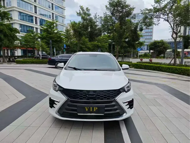 Chery Arrizo 5 PLUS — Фото автомобиля 2