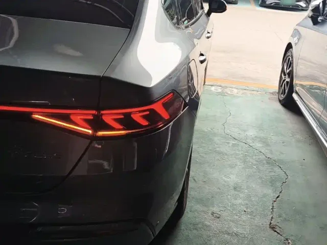 BYD Qin PLUS 2024 Glory Edition DM-i 55KM Leading — Фото автомобиля 7