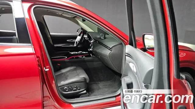 Genesis GV70 2.5T Бензин 2WD — Фото автомобиля 15