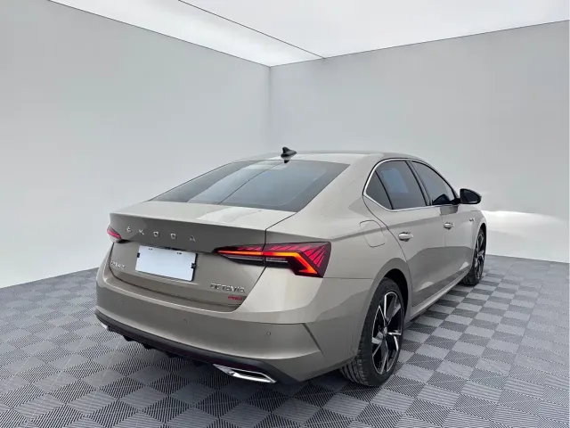 Skoda Octavia — Фото автомобиля 6