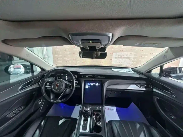Hongqi H5 — Фото автомобиля 8