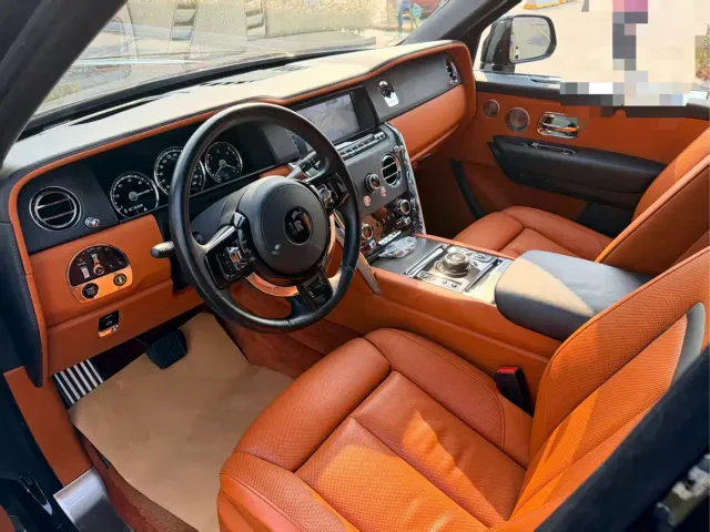 Rolls-Royce Cullinan — Фото автомобиля 4