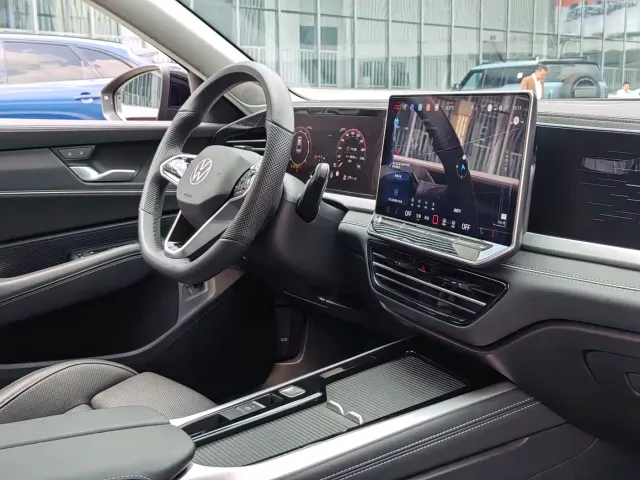 Volkswagen Passat — Фото автомобиля 22