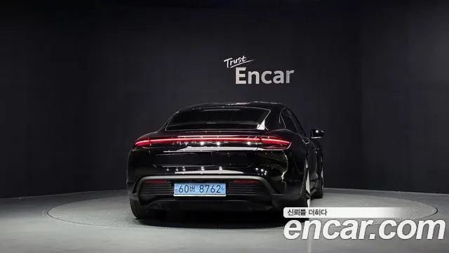 Porsche Taycan Taycan Khan — Фото автомобиля 4