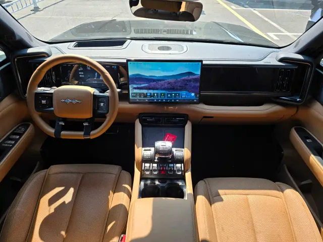 BYD FangChengBao Leopard 5 — Фото автомобиля 9