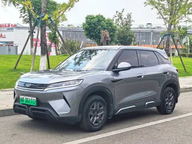Фотография автомобиля — BYD Yuan UP