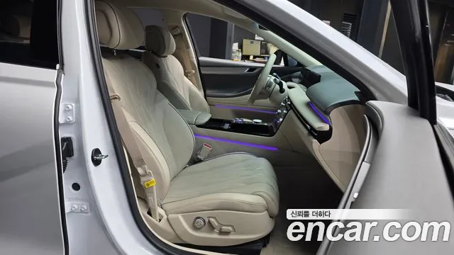 Genesis G80 Бензин 2.5 турбо 2WD — Фото автомобиля 11