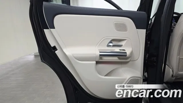 Mercedes-Benz EQA H243 — Фото автомобиля 14