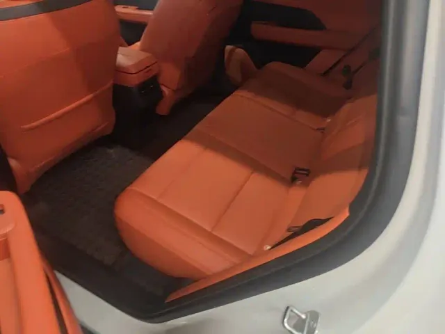 Toyota BoZhi 3X — Фото автомобиля 16