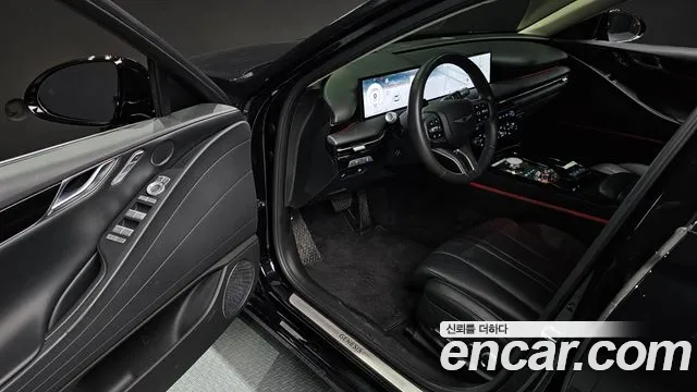 Genesis G80 Бензин 2.5 турбо AWD — Фото автомобиля 10