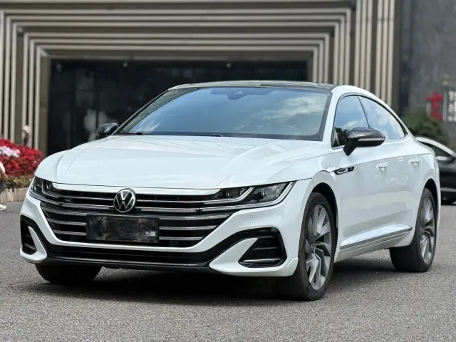 Volkswagen CC — Фото автомобиля 2