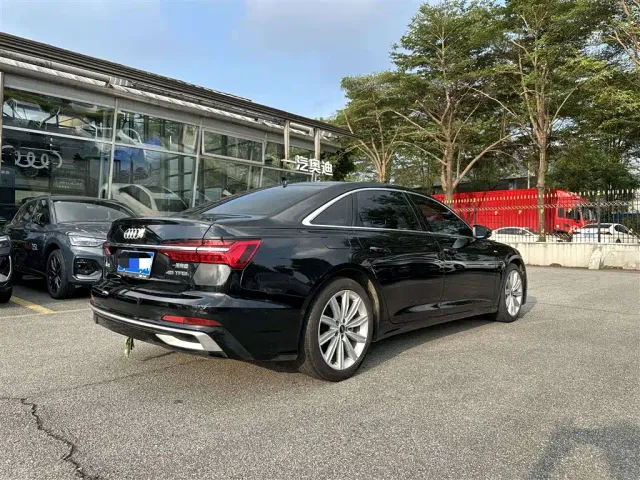 Audi A6L — Фото автомобиля 4