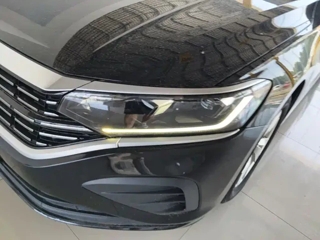 Volkswagen Passat — Фото автомобиля 23