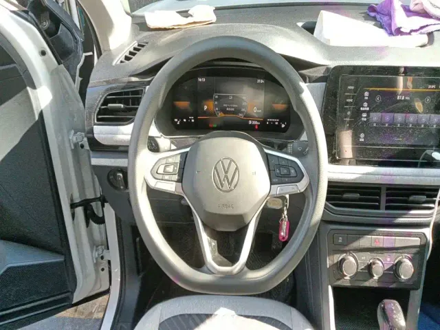 Volkswagen Tharu — Фото автомобиля 6