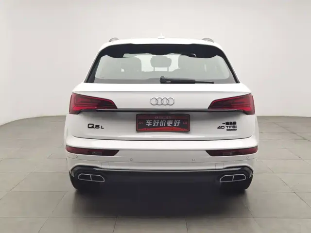 Audi Q5L — Фото автомобиля 4