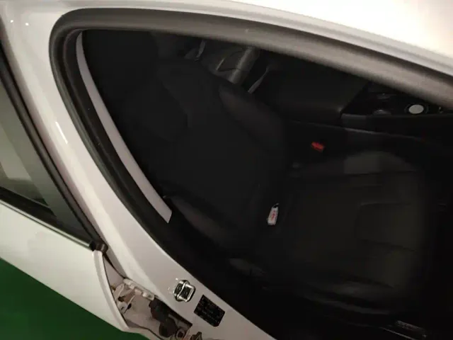 Hyundai Elantra — Фото автомобиля 24